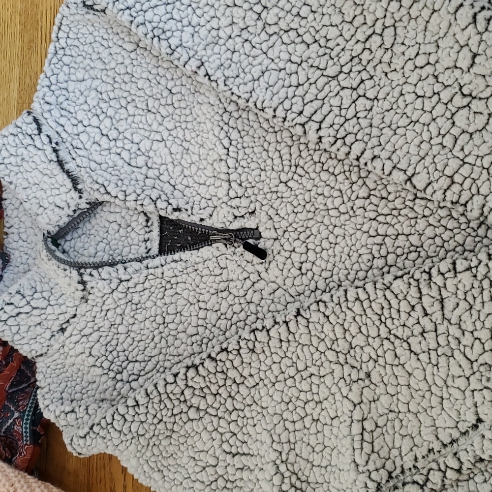 Sherpa sweatshirt